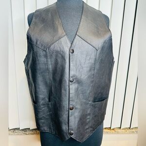 Dream Apparel Black Lightweight Moto Lined Leather Vest Size 38 Designed USA